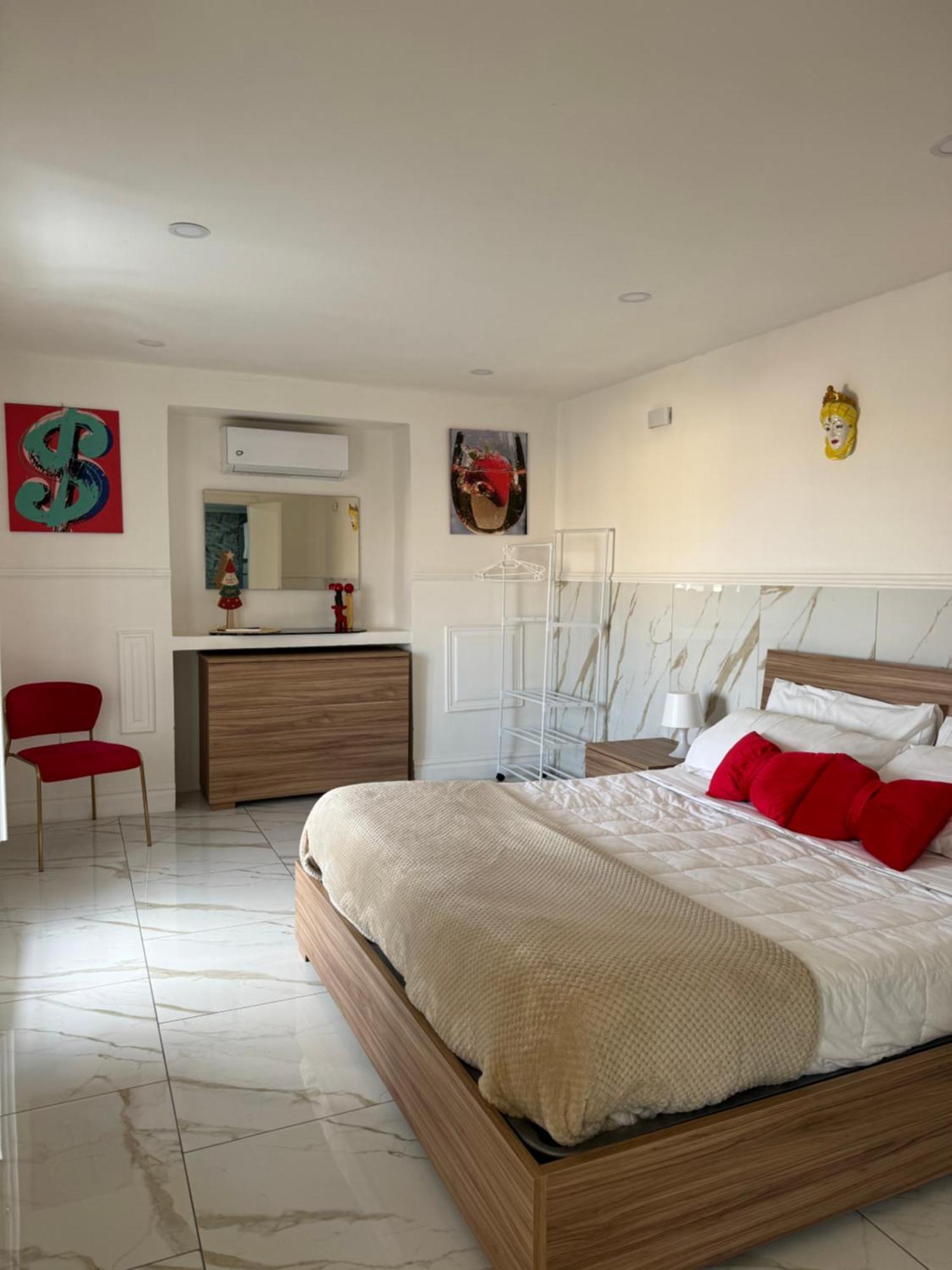 Pippo'S Suite Naples Exterior photo
